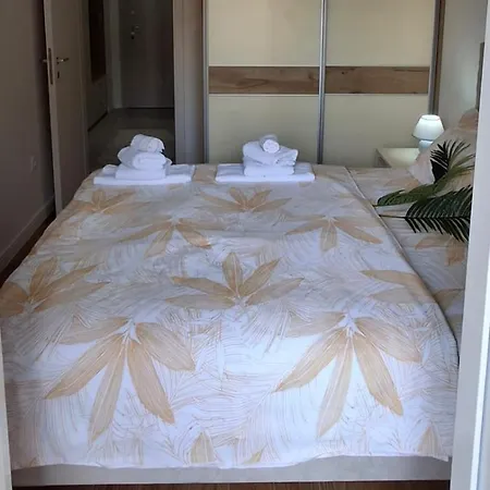 Apartment Feel Good *